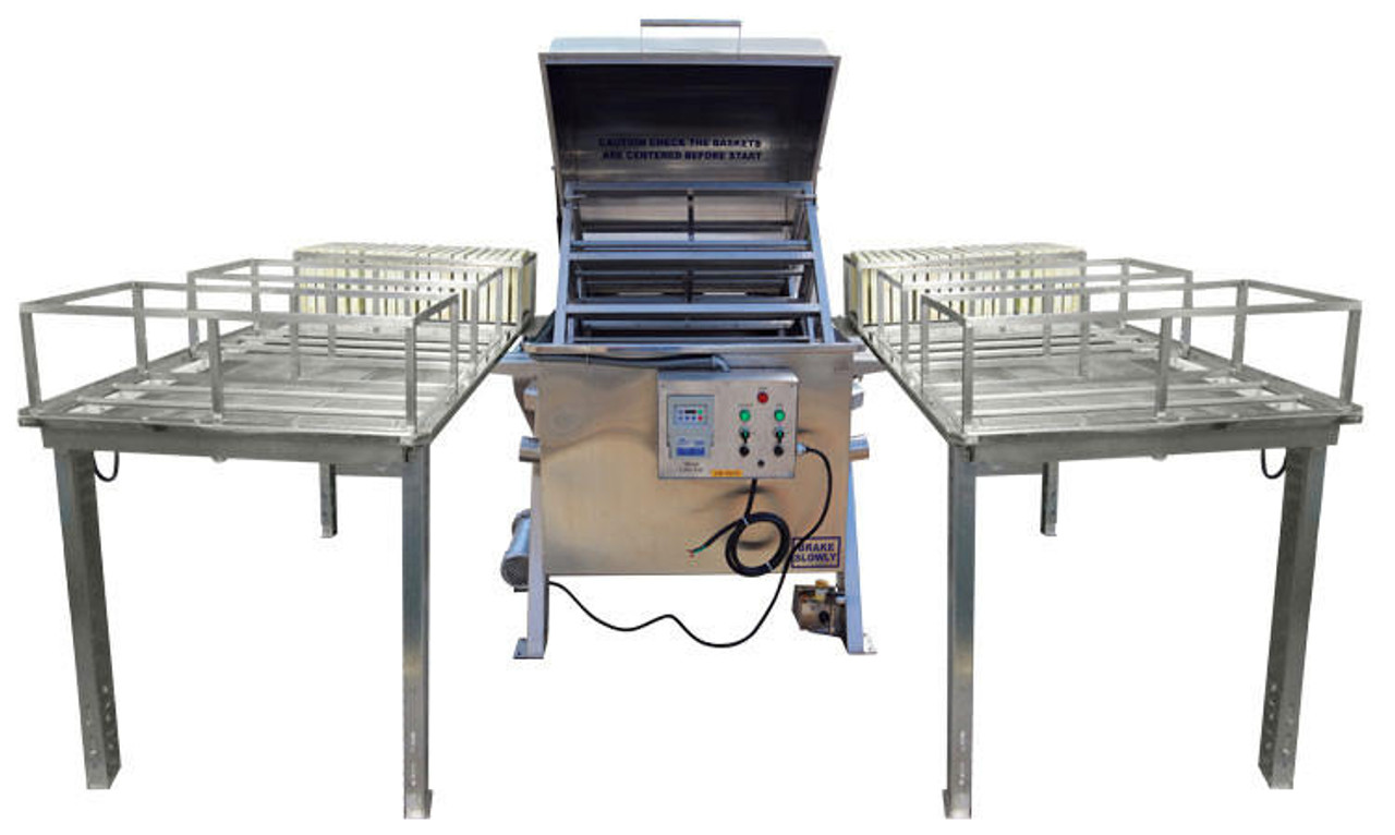 40 Frame Horizontal Extractor - With Tables & Pump