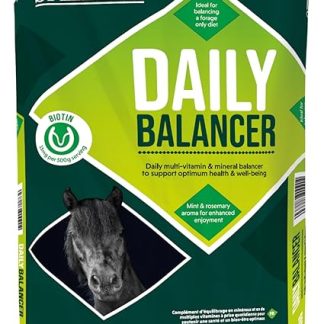 SPILLERS Daily Balancer Horse Feed 15KG, Mint & Rosemary – Contains Vitamins, Minerals and Biotin – Provides Balanced Diet for Horses and Ponies – No Added Iron – Supports Hoof Health